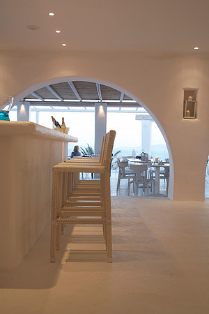 Lokaya Bar