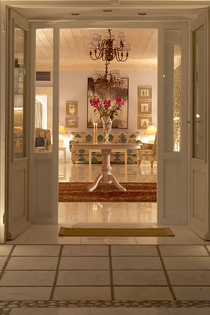 Entrance - Nightly Setting