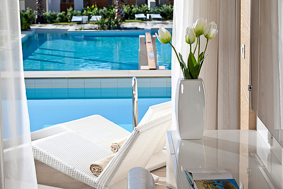 Deluxe Room Private Pool