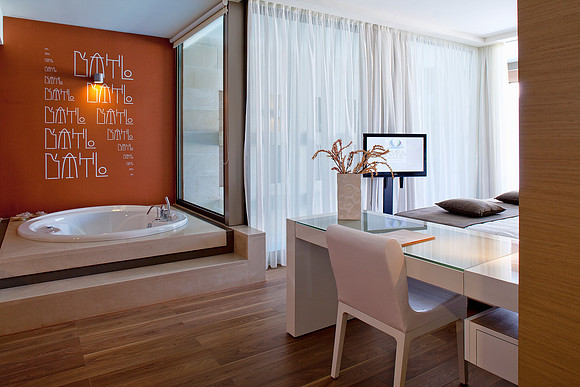 Executive Suite Private Pool