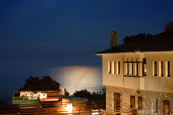 Exterior NIghtview