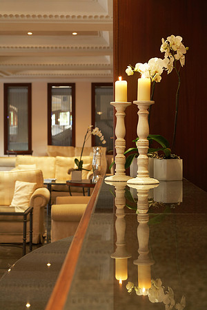 Mitsi Hotels Petit Palais - reception and lobby