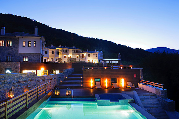 Exterior NIghtview