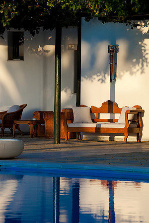 Pool Lounge