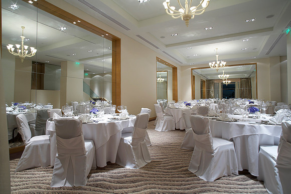 BALLROOM BANQUET SET-UP 4